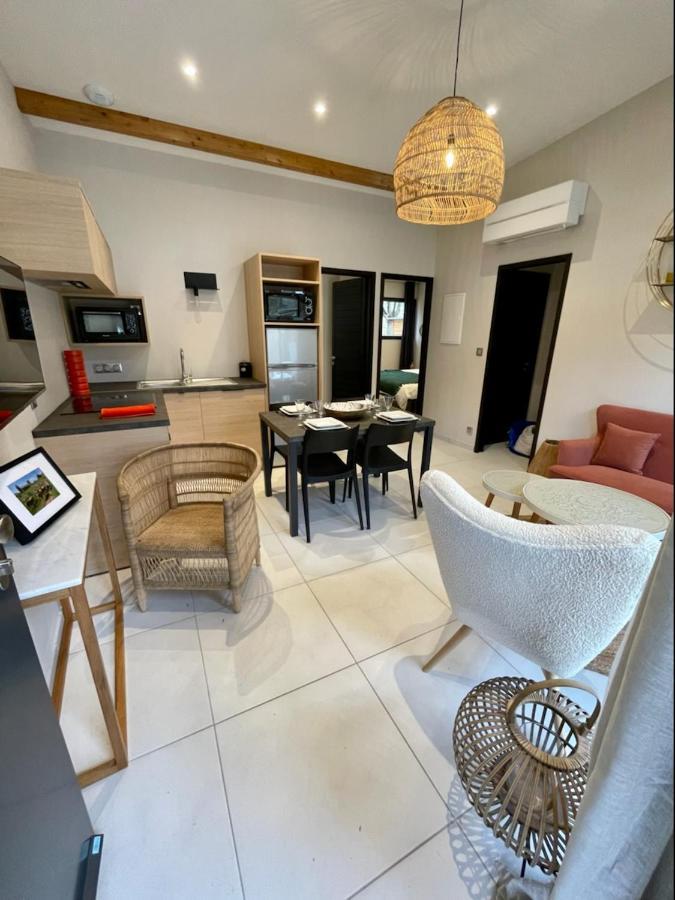 Appartamento Domaine Le Vaxergues Saint-Affrique Esterno foto